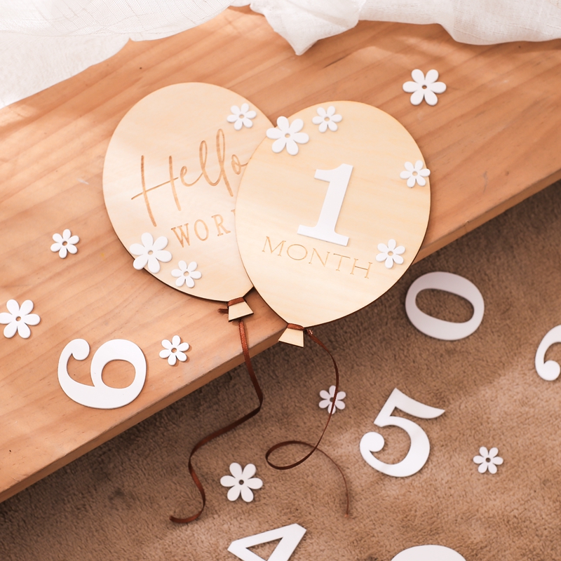 2Pcs Baby Wooden Balloon Miles - Milestone Card Set review and price